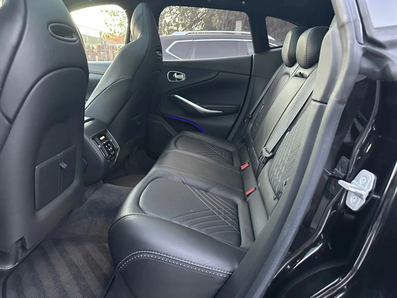 2021 Aston Martin DBX - Image 13 of 17
