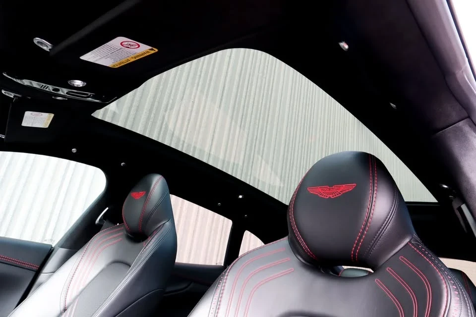2021 Aston Martin DBX - Image 19 of 20