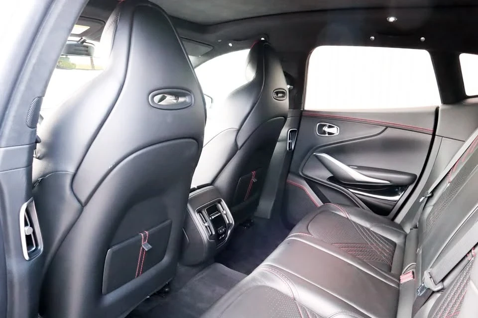 2021 Aston Martin DBX - Image 9 of 20