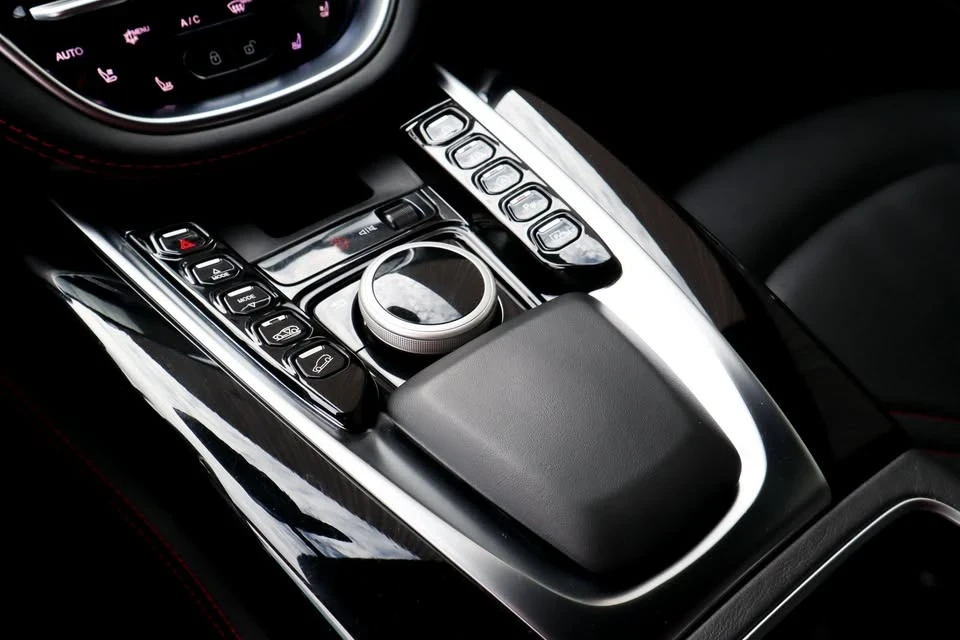 2021 Aston Martin DBX - Image 10 of 20