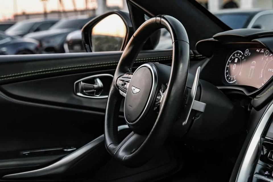 2021 Aston Martin DBX - Image 13 of 20