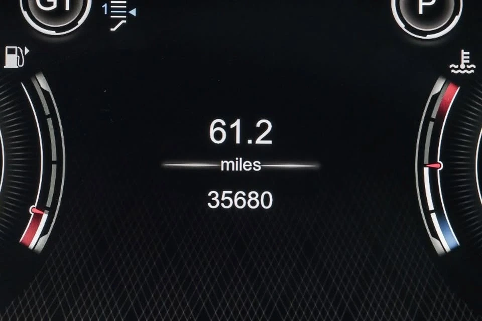 2021 Aston Martin DBX - Image 19 of 20