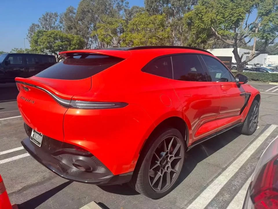 2021 Aston Martin DBX - Image 2 of 4
