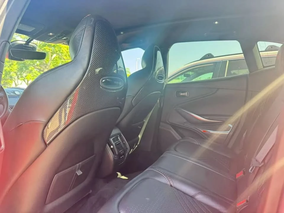 2021 Aston Martin DBX - Image 4 of 4