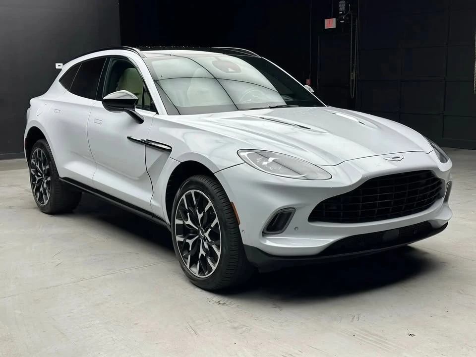 2021 Aston Martin DBX - Image 7 of 19