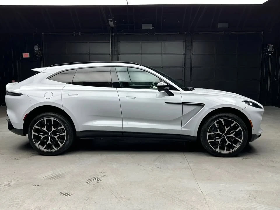 2021 Aston Martin DBX - Image 6 of 19