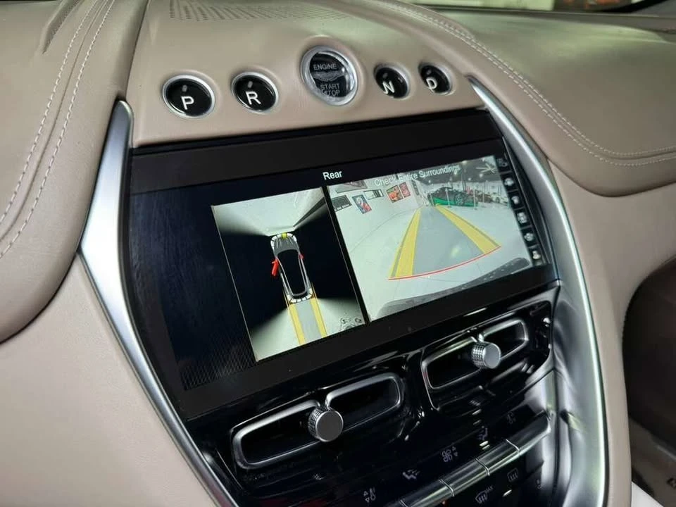 2021 Aston Martin DBX - Image 8 of 18