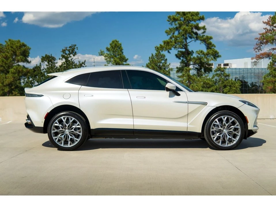 2021 Aston Martin DBX - Image 20 of 20