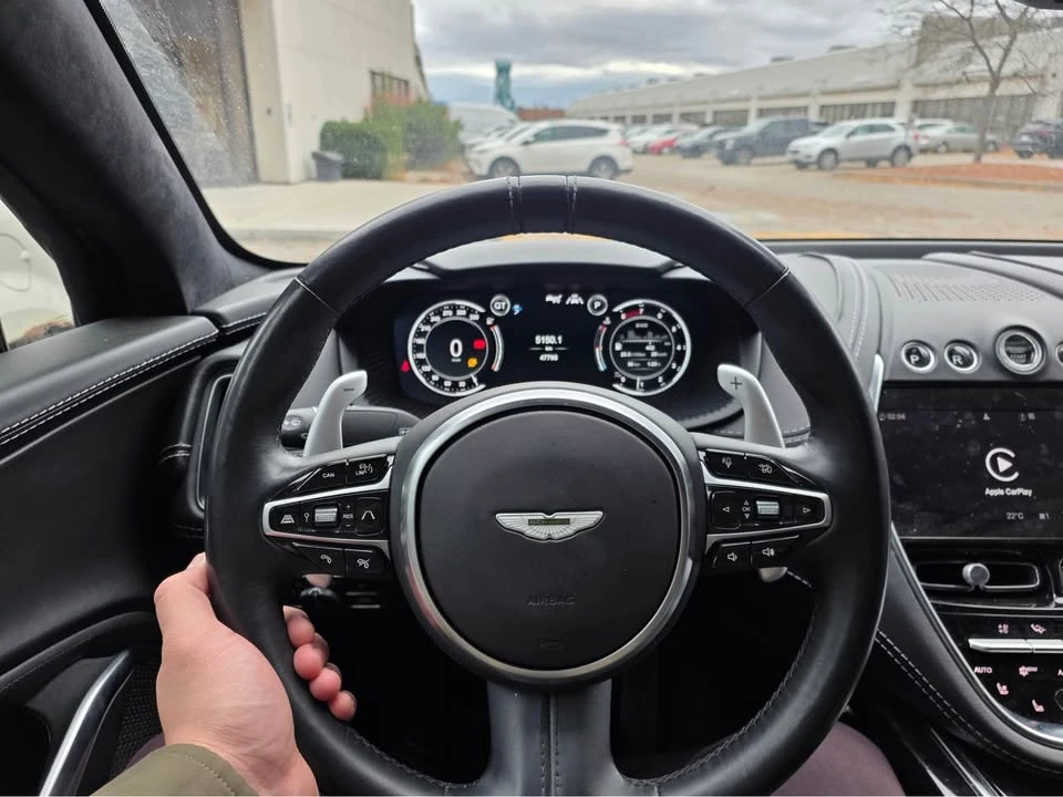 2021 Aston Martin DBX - Image 3 of 5
