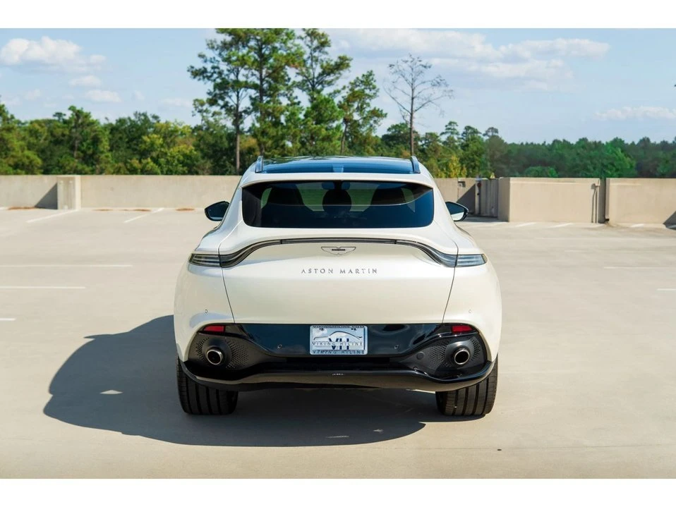 2021 Aston Martin DBX - Image 11 of 20
