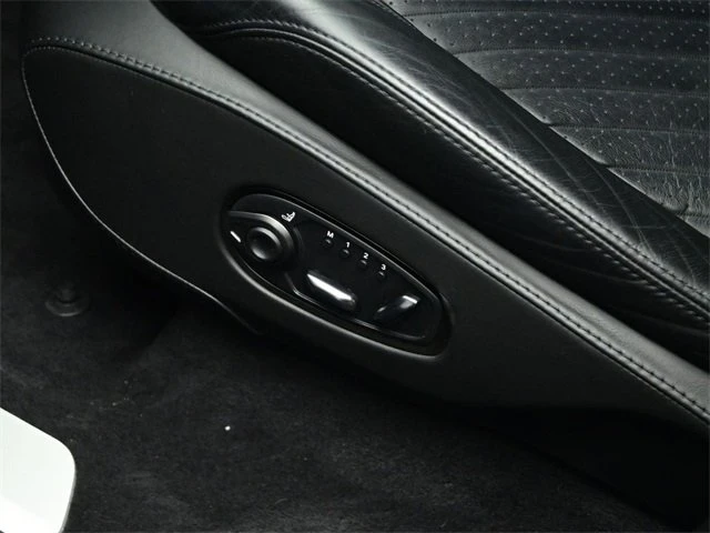 2021 Aston Martin DBX - Image 18 of 20