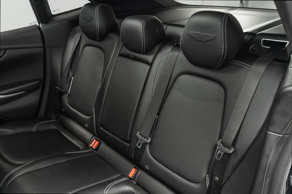 2021 Aston Martin DBX - Image 12 of 16