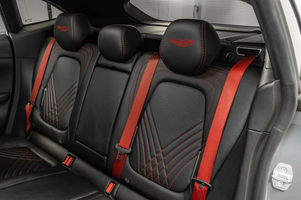 2021 Aston Martin DBX - Image 16 of 20