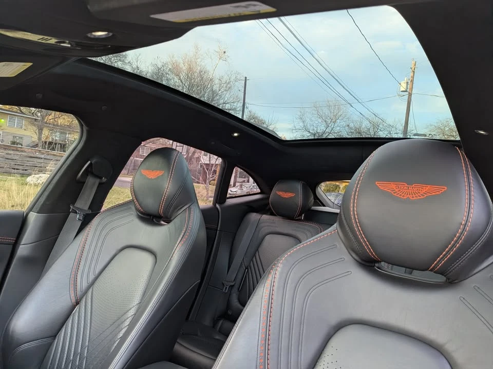 2021 Aston Martin DBX - Image 8 of 14