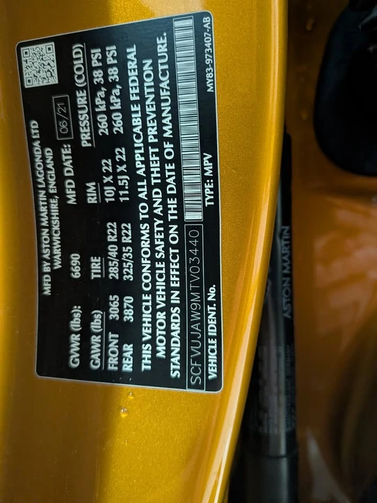 2021 Aston Martin DBX - Image 7 of 14