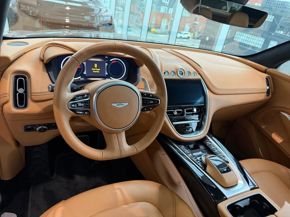 2021 Aston Martin DBX - Image 13 of 15