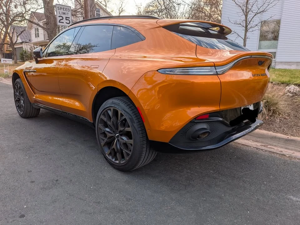 2021 Aston Martin DBX - Image 4 of 14