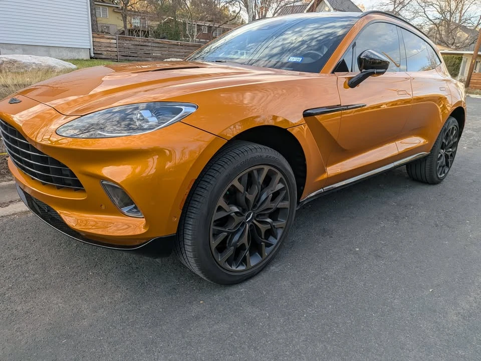 2021 Aston Martin DBX - Image 5 of 14