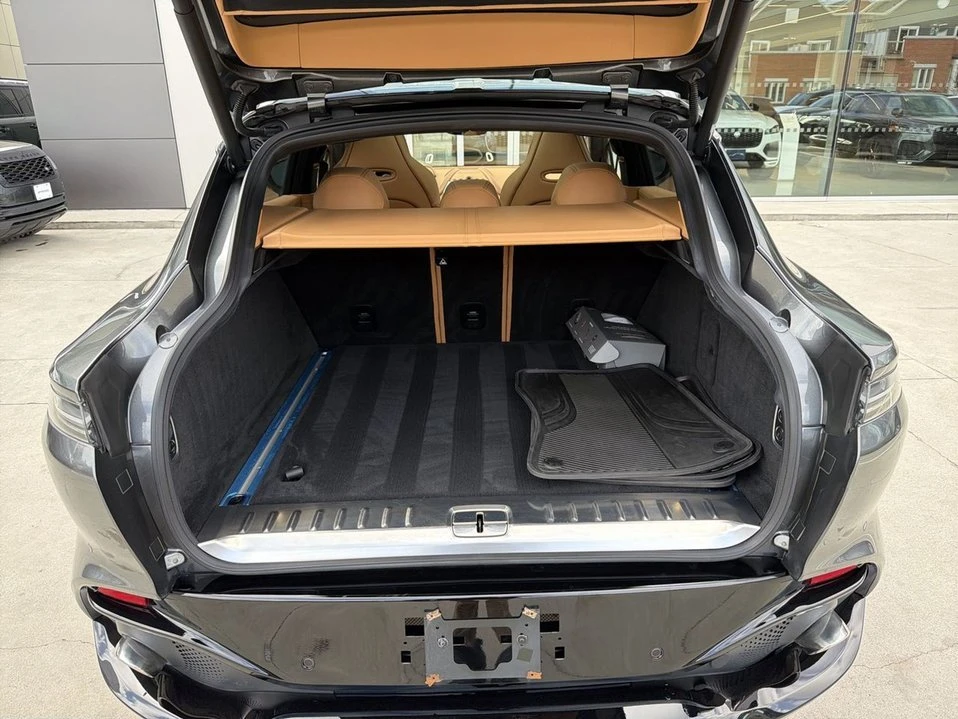 2021 Aston Martin DBX - Image 18 of 20