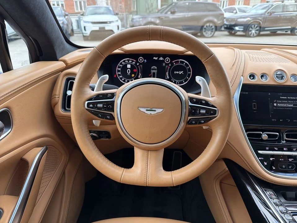 2021 Aston Martin DBX - Image 8 of 20