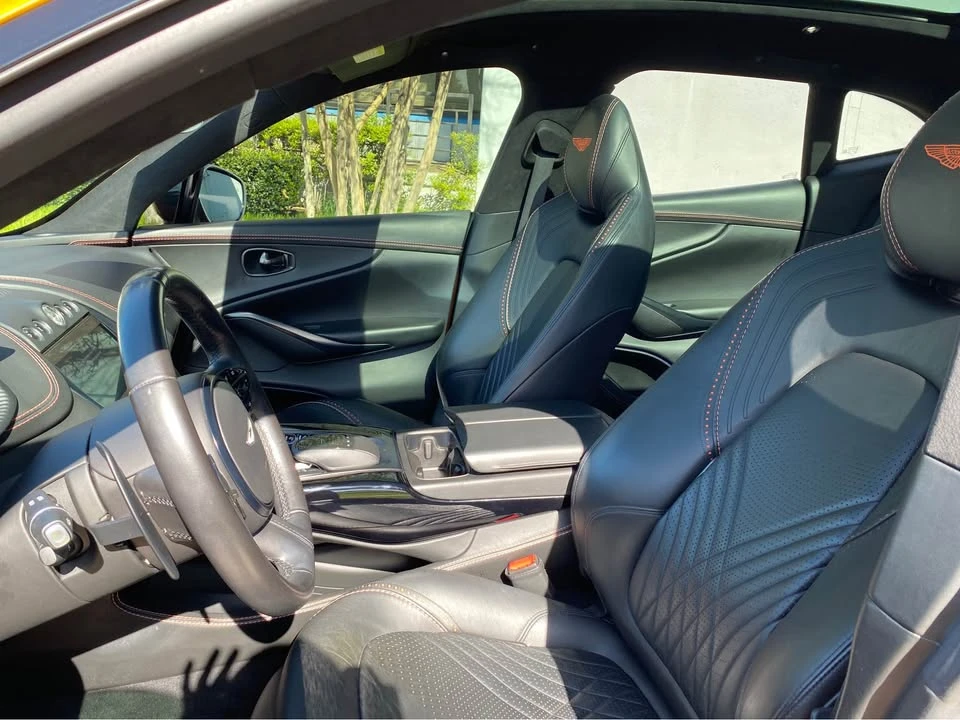 2021 Aston Martin DBX - Image 13 of 17
