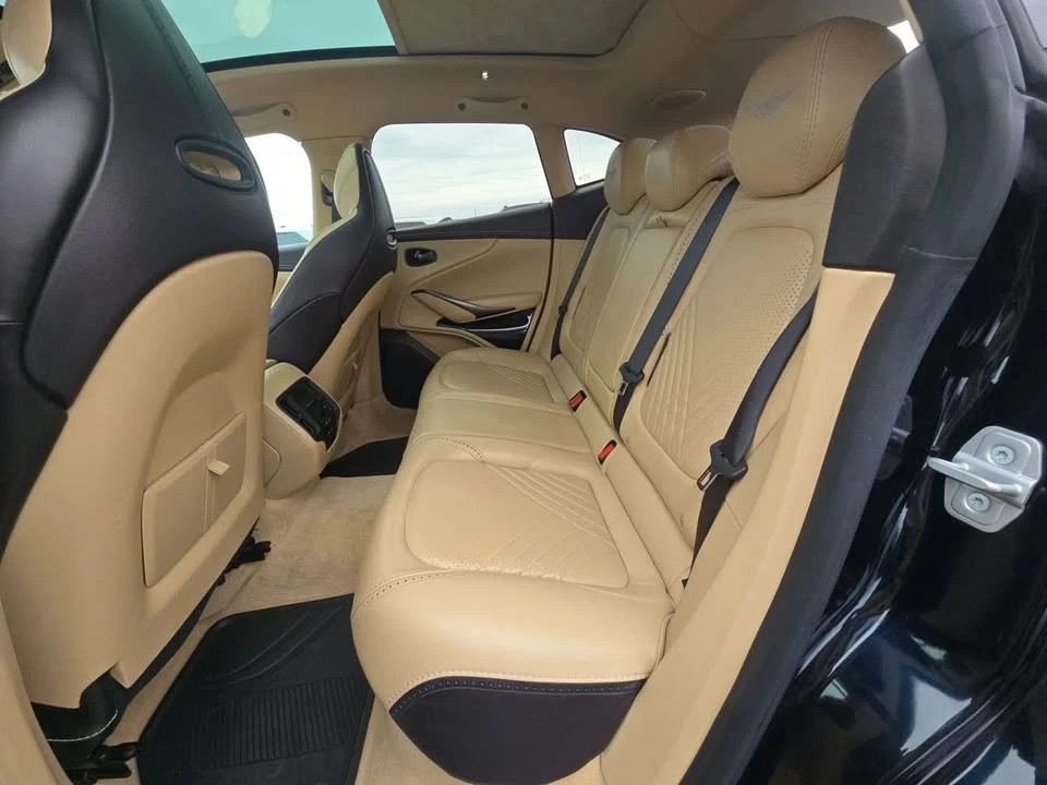 2021 Aston Martin DBX - Image 7 of 20