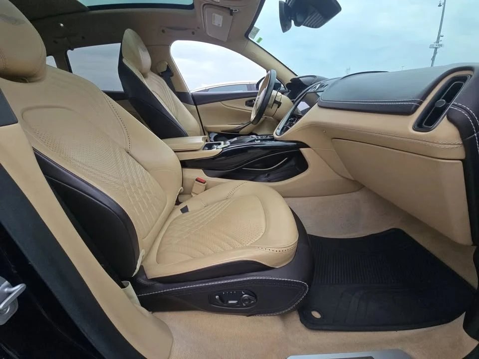 2021 Aston Martin DBX - Image 13 of 20