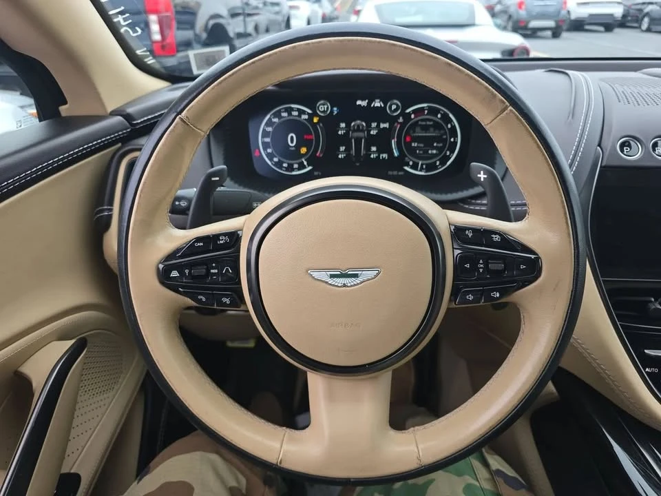 2021 Aston Martin DBX - Image 3 of 20