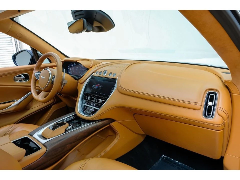 2021 Aston Martin DBX - Image 10 of 20