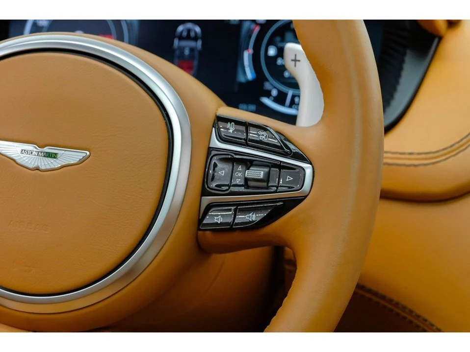 2021 Aston Martin DBX - Image 14 of 20