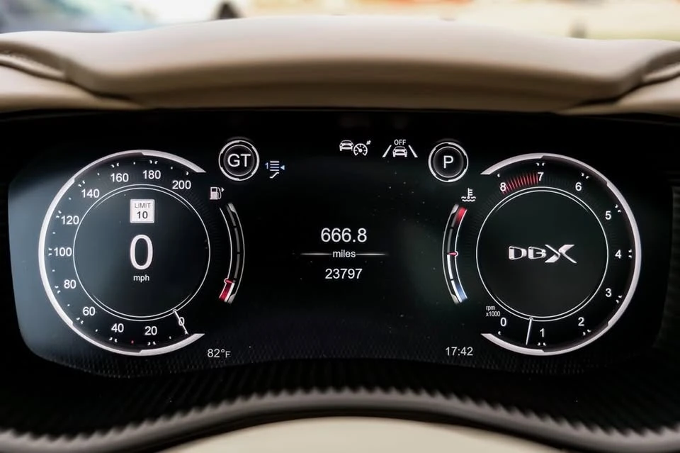 2021 Aston Martin DBX - Image 16 of 20