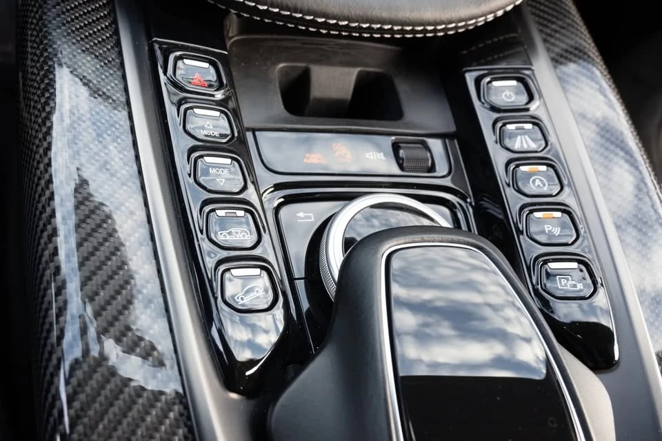 2021 Aston Martin DBX - Image 11 of 16
