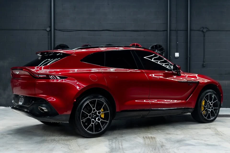 2021 Aston Martin DBX - Image 2 of 15