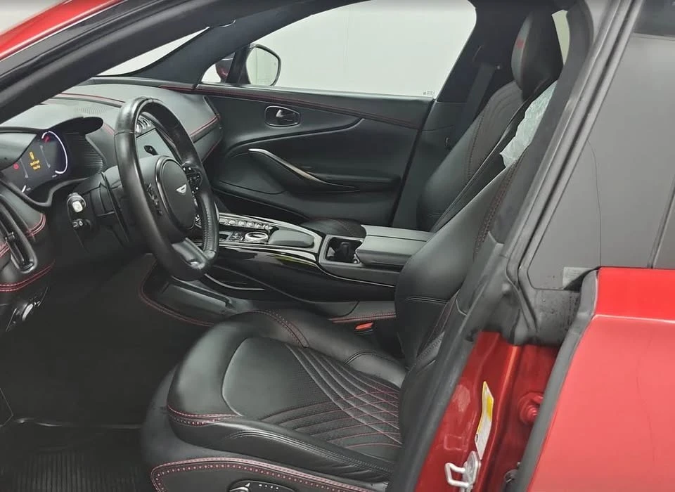 2021 Aston Martin DBX - Image 5 of 5