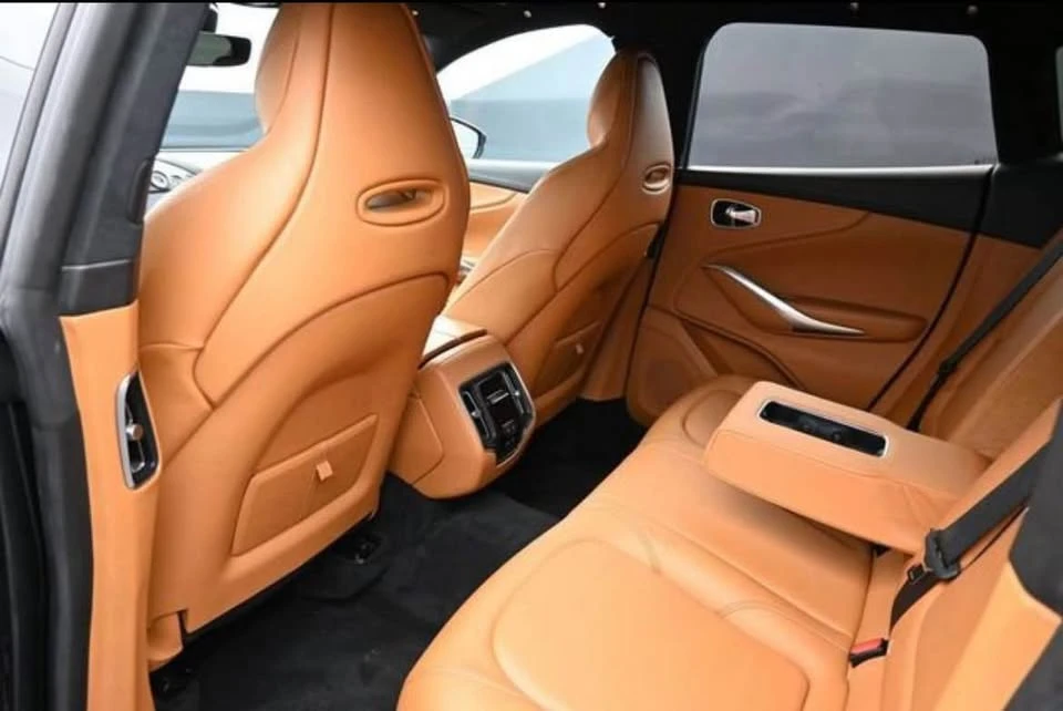 2021 Aston Martin DBX - Image 11 of 16