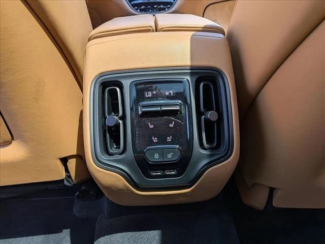 2021 Aston Martin DBX - Image 18 of 20