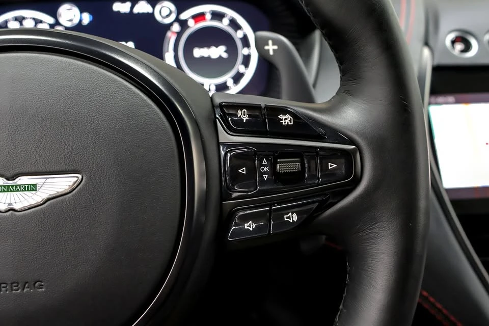 2021 Aston Martin DBX - Image 14 of 20