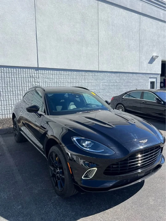 2021 Aston Martin DBX - Image 5 of 7