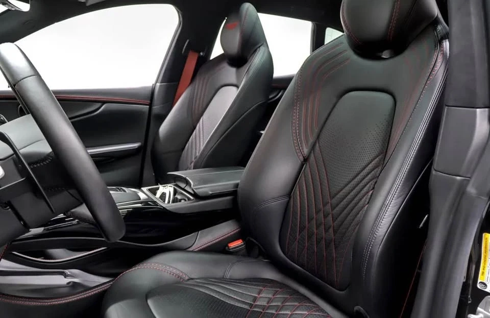 2021 Aston Martin DBX - Image 18 of 20