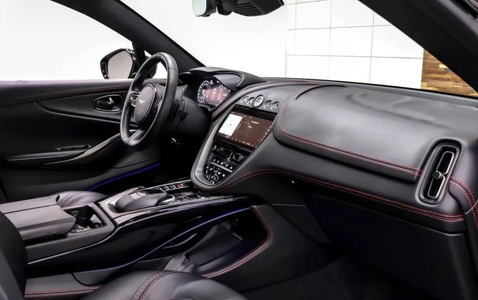 2021 Aston Martin DBX - Image 11 of 20