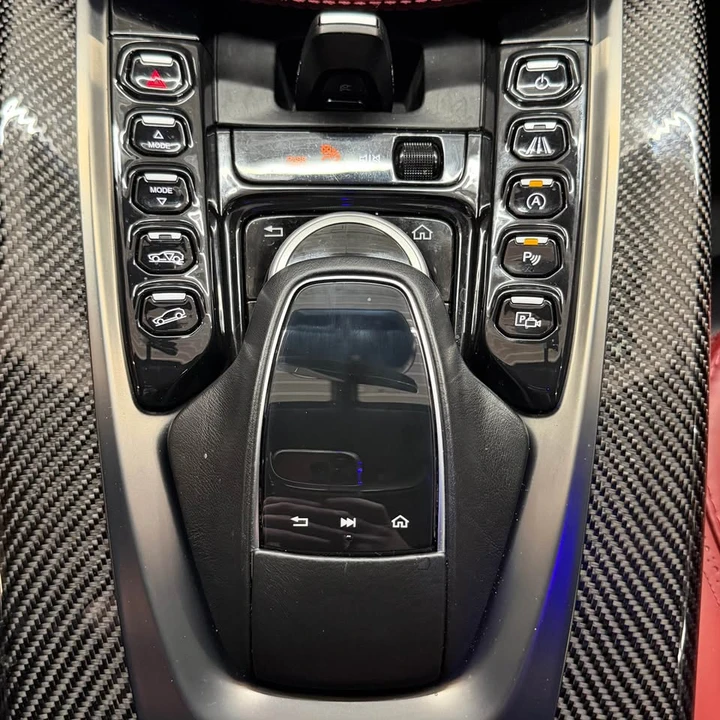 2021 Aston Martin DBX - Image 14 of 14