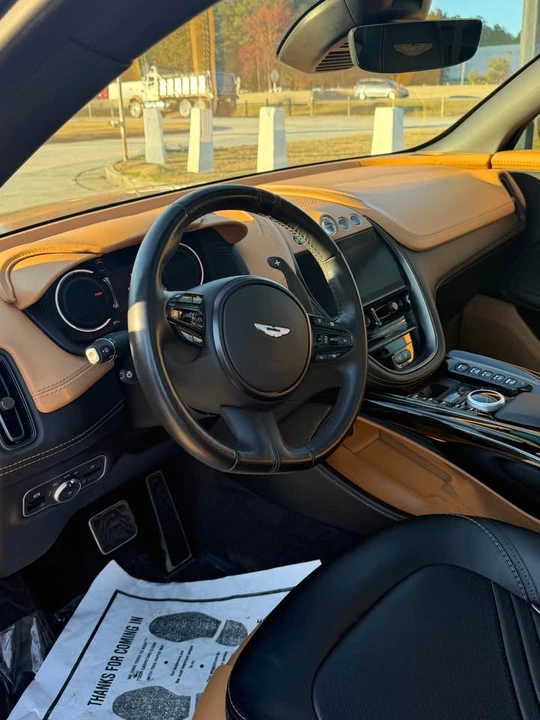2021 Aston Martin DBX - Image 5 of 12