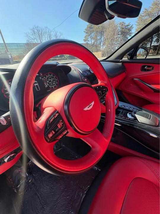 2021 Aston Martin DBX - Image 7 of 12