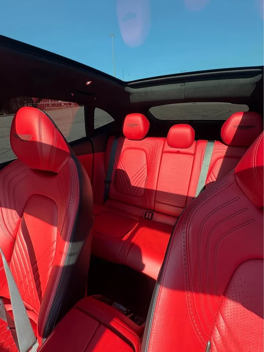 2021 Aston Martin DBX - Image 5 of 12