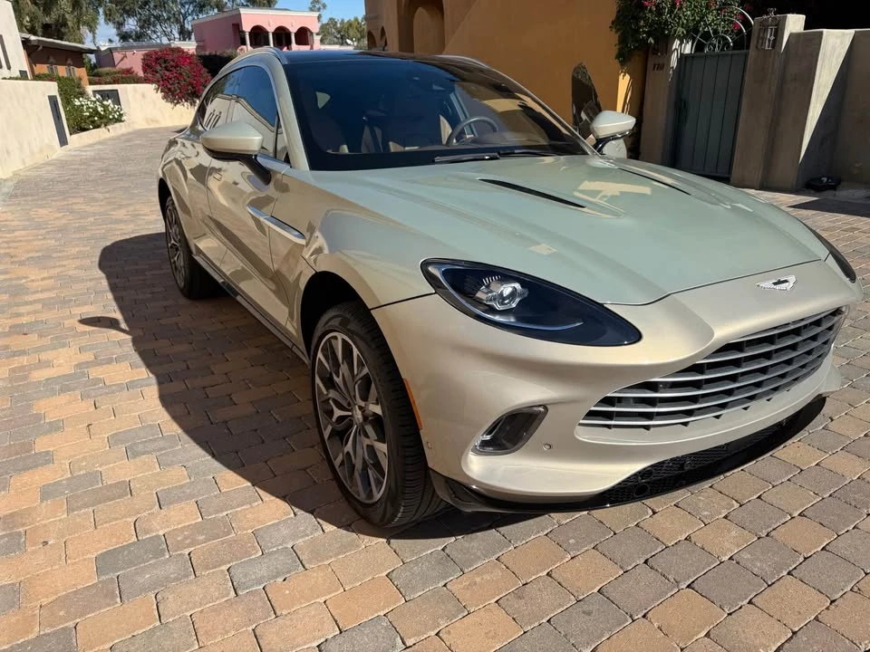 2021 Aston Martin DBX - Image 2 of 8