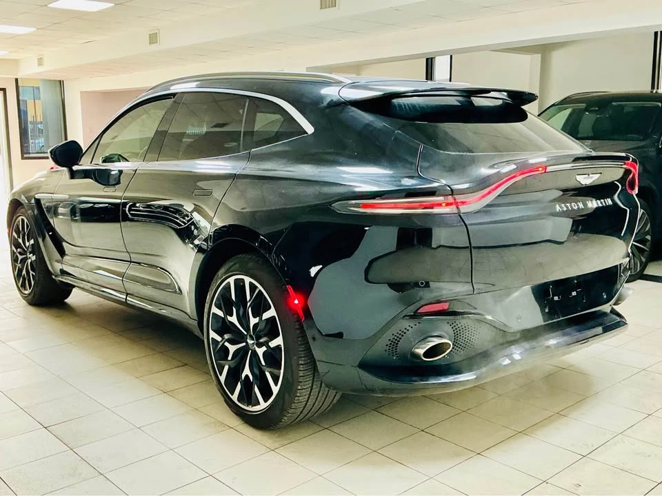 2021 Aston Martin DBX - Image 13 of 19