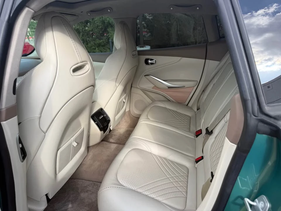 2021 Aston Martin DBX - Image 12 of 20