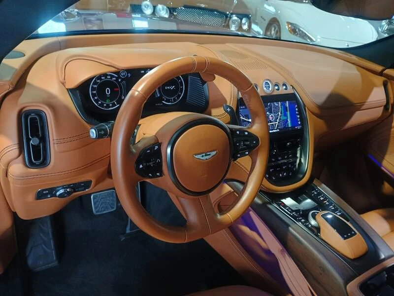 2021 Aston Martin DBX - Image 6 of 9