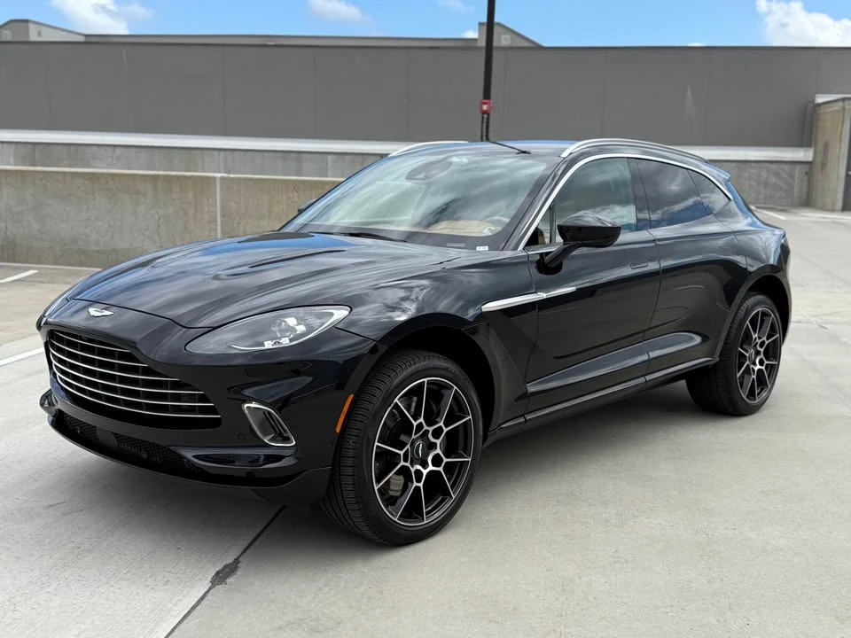 2021 Aston Martin DBX - Image 3 of 16