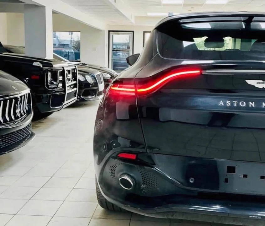 2021 Aston Martin DBX - Image 12 of 20